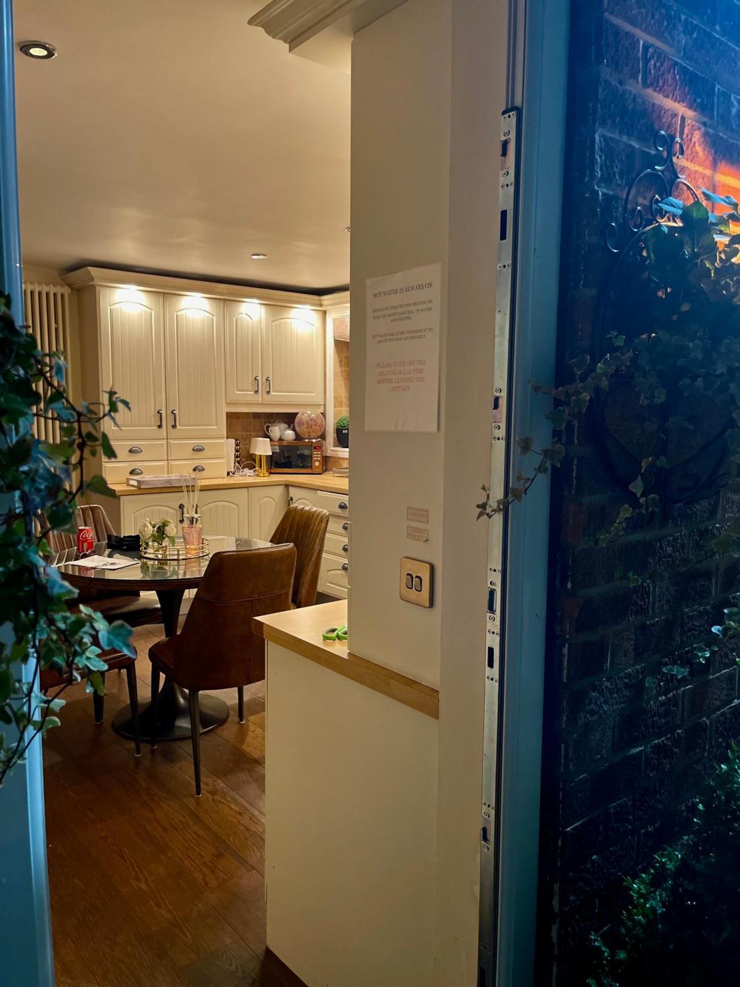 Cosy Cottage Central Bawtry - 2 Bedroom - High End Furnishings Exterior foto